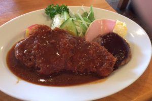 丸亀製麺のかき揚げ 胃もたれ胸やけ問題はあるあるだったんかーいッ 香港で駐在ブログを書いてみた 地球をかじる